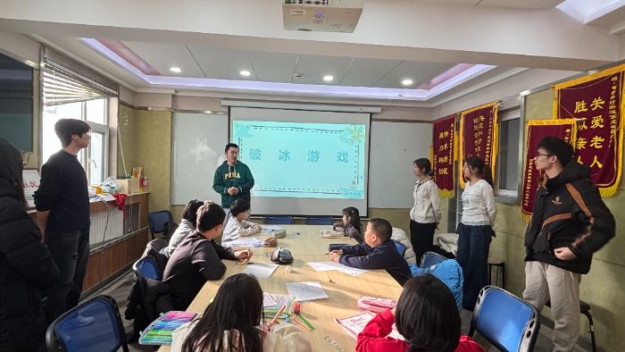 以爱为荫，化作春风——“柳荫春风”支教队首日精彩直击