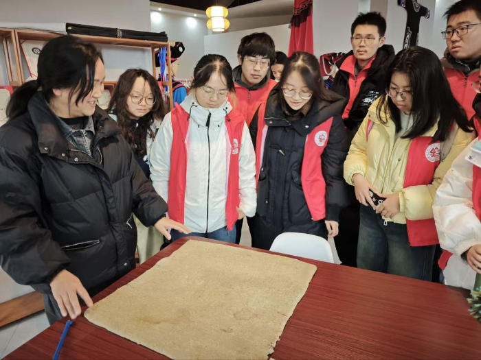 山东大学“助力黔行”志愿服务队赴赫章调研：当非遗彝绣遇上乡村振兴