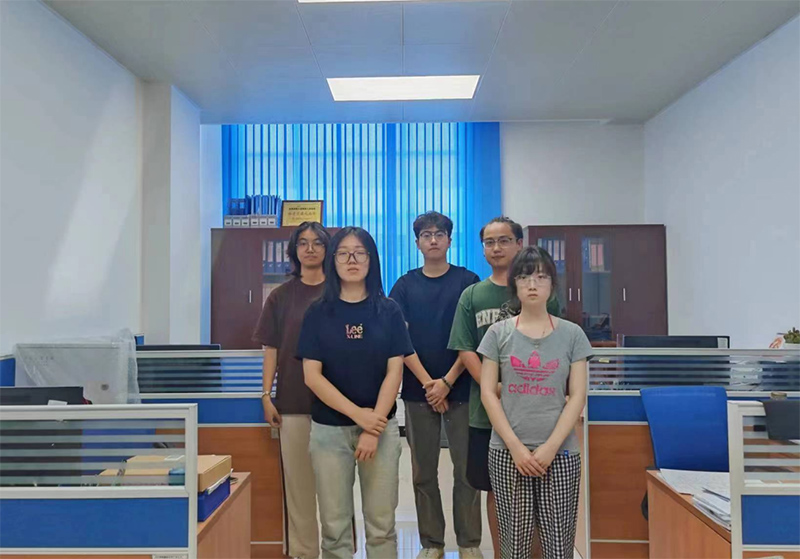 西南石油学子企石政务实践，青春献基层