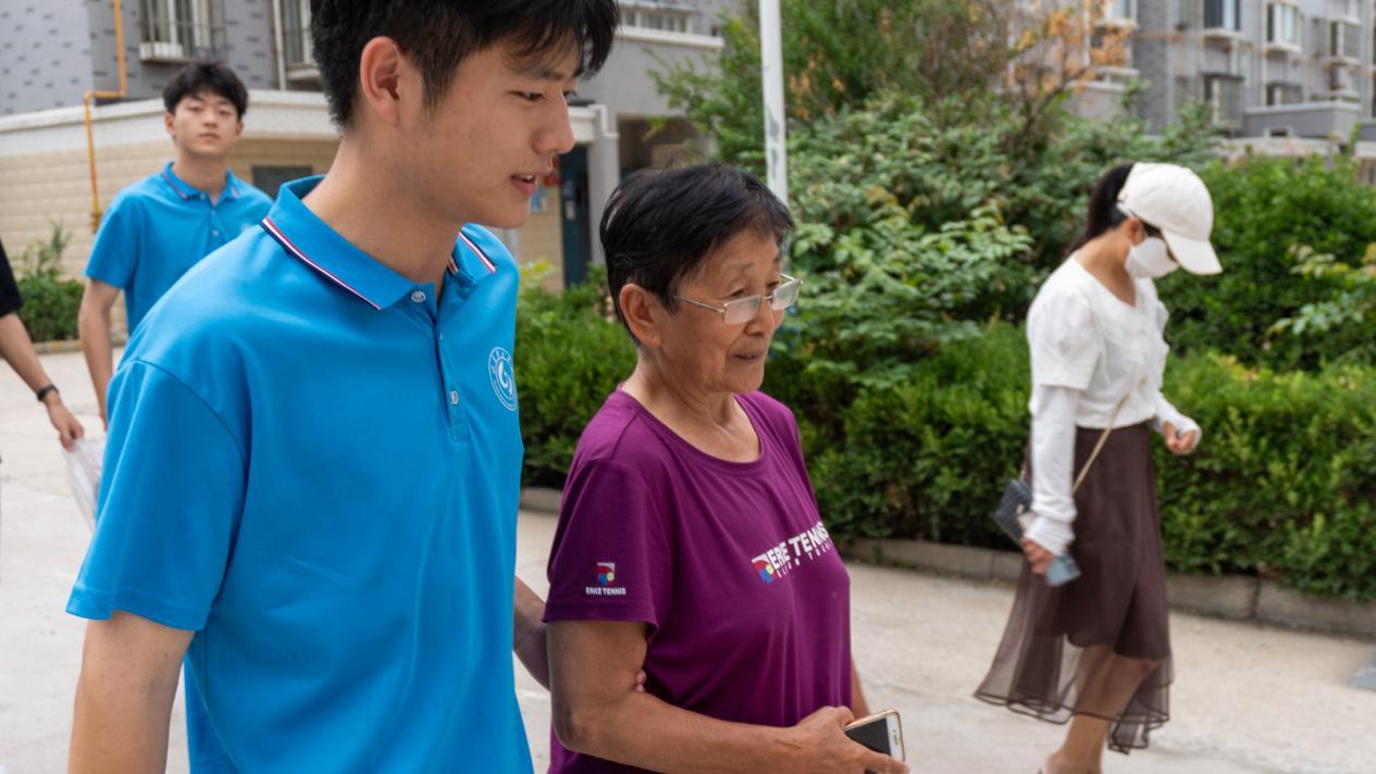 幸福花开，三涧溪暖——实践调研团走进章丘三涧溪村，探访习主席关怀下的老人幸福生活