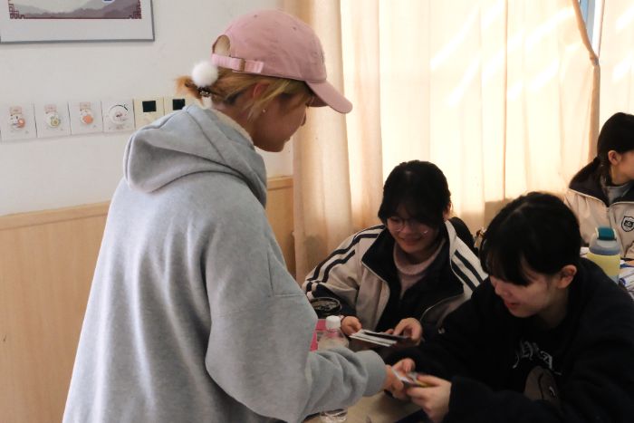 厦门大学创意与创新学院实践队赴江南中学返校宣讲圆满落幕