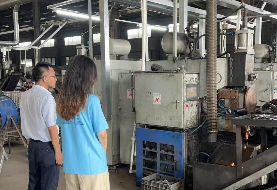 河海大学“企业家精神”调研团赴江苏安捷汽车配件有限公司，解码汽配产业的韧性