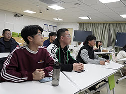 深学笃行新思想，青春向党砺初心