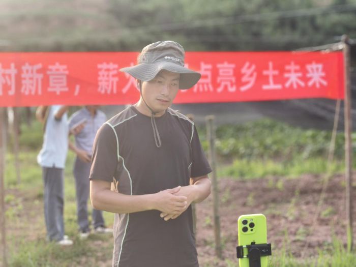 重外院学子探访巫溪蔬菜基地|沃土之上筑梦 田野之上扎根---青春力量赋能乡村振兴
