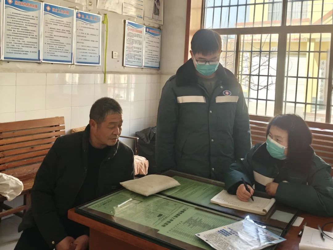 基层服务·材子实践行：诊间学本领，实践悟医心
