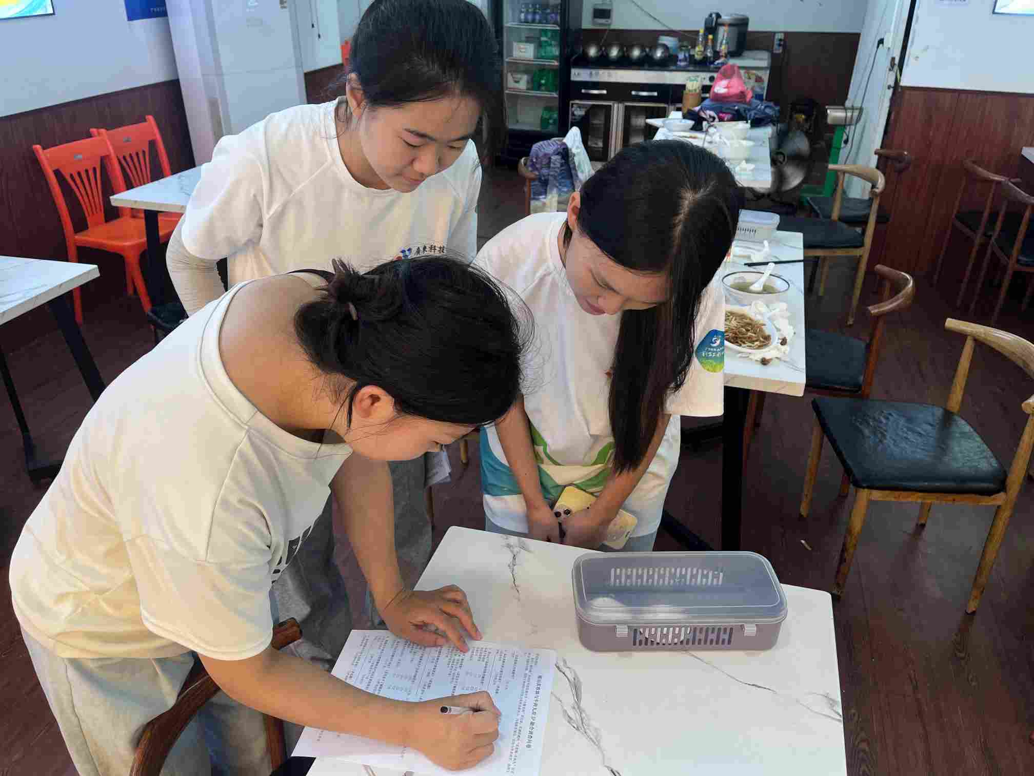潮州双非遗IP融合：赋能乡村的实践路径