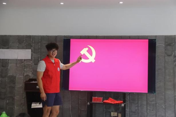 行走的思政课|长安红大学赴贵州毕节“到祖国需要的黔方﹒传长大薪火的书声”实践队“德·黔心长红”课程纪实