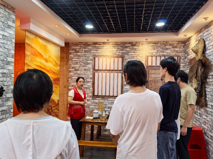 追寻红色印记 赓续精神血脉