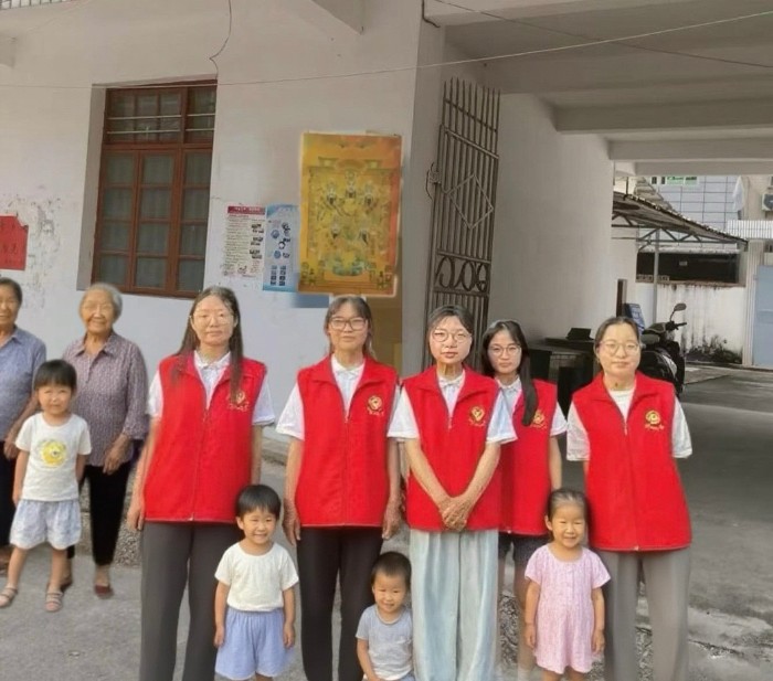 豫北医学院考察团走进虞城大侯乡，关爱留童留老，普及医疗知识