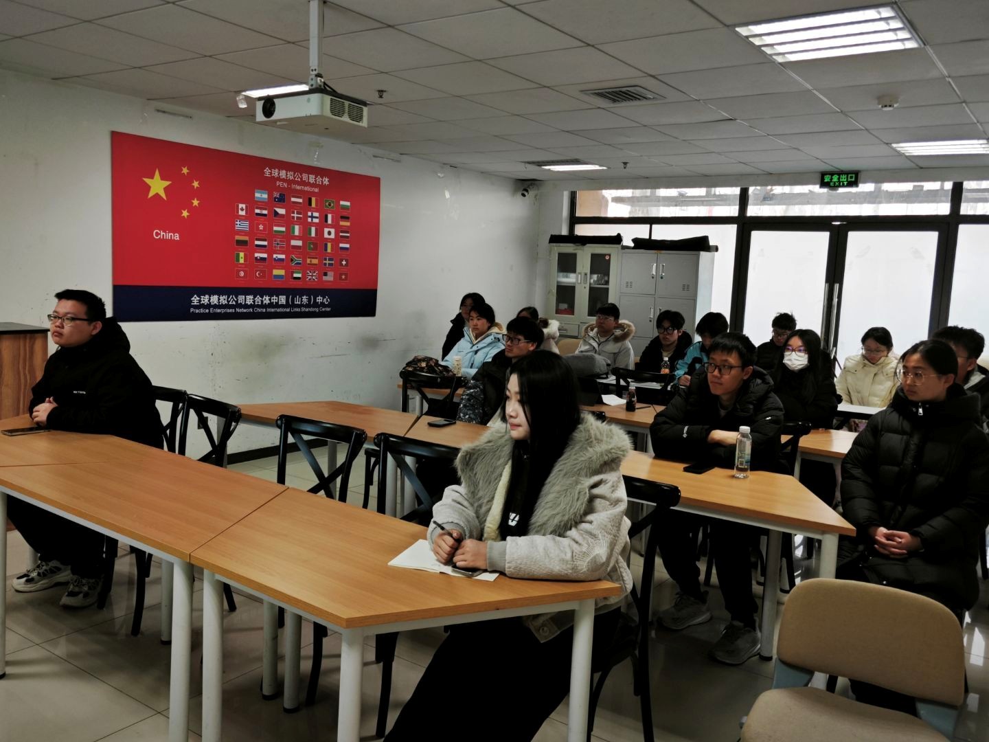 山东大学举办公益社会实践支教培训会议