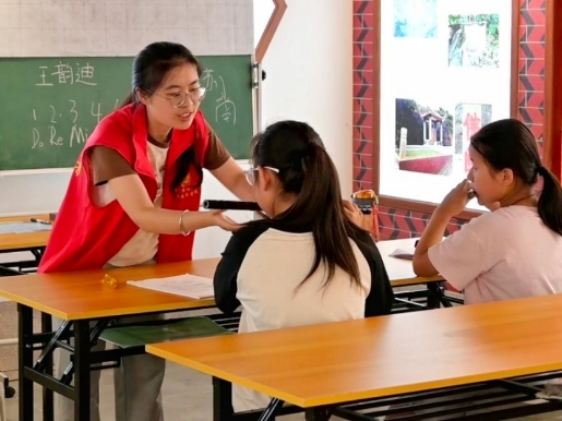 校地联动育新苗 福建农林大学支教队 “开学第一课” 浸润乡村文化传承