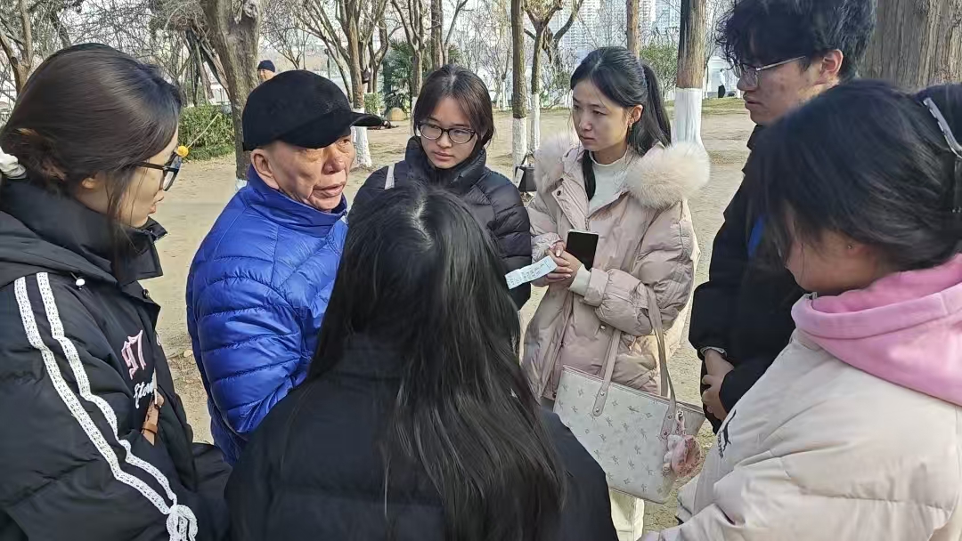 绳转千年，文脉永续 ——“智承匠韵”团队探访南京抖空竹技艺