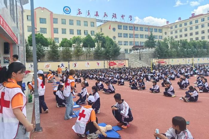 兰州理工大学材料学院“心光拾彩”实践队再赴东乡：深化心育服务 赋能五育融合