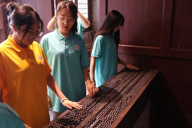 蜜香盈袖，桃醉深州|河北工程技术学院桃缘结翼振兴团赴深州开展暑期社会实践