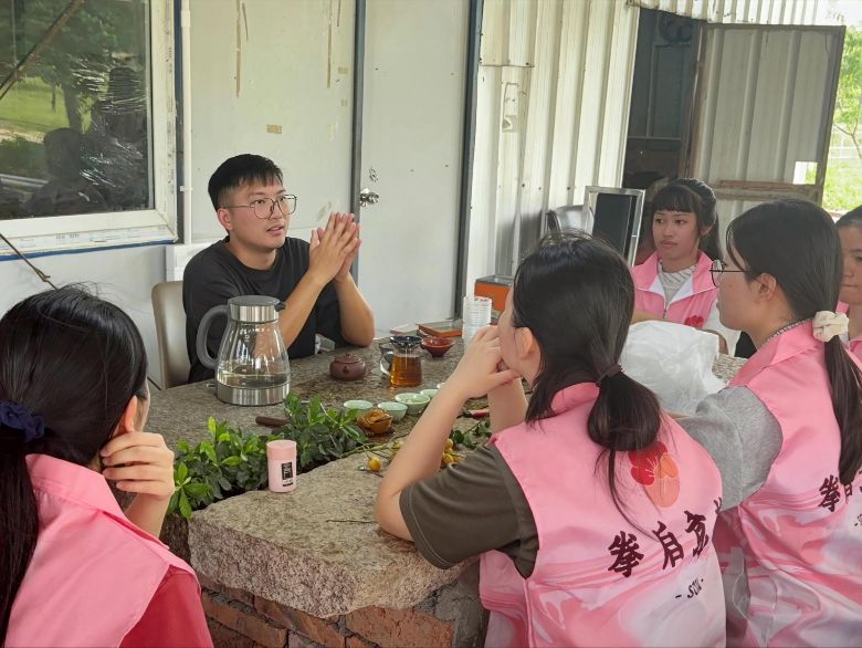 解码农旅融合，赋能乡村振兴实践——华南师范大学经管学院“拳启京梅”团