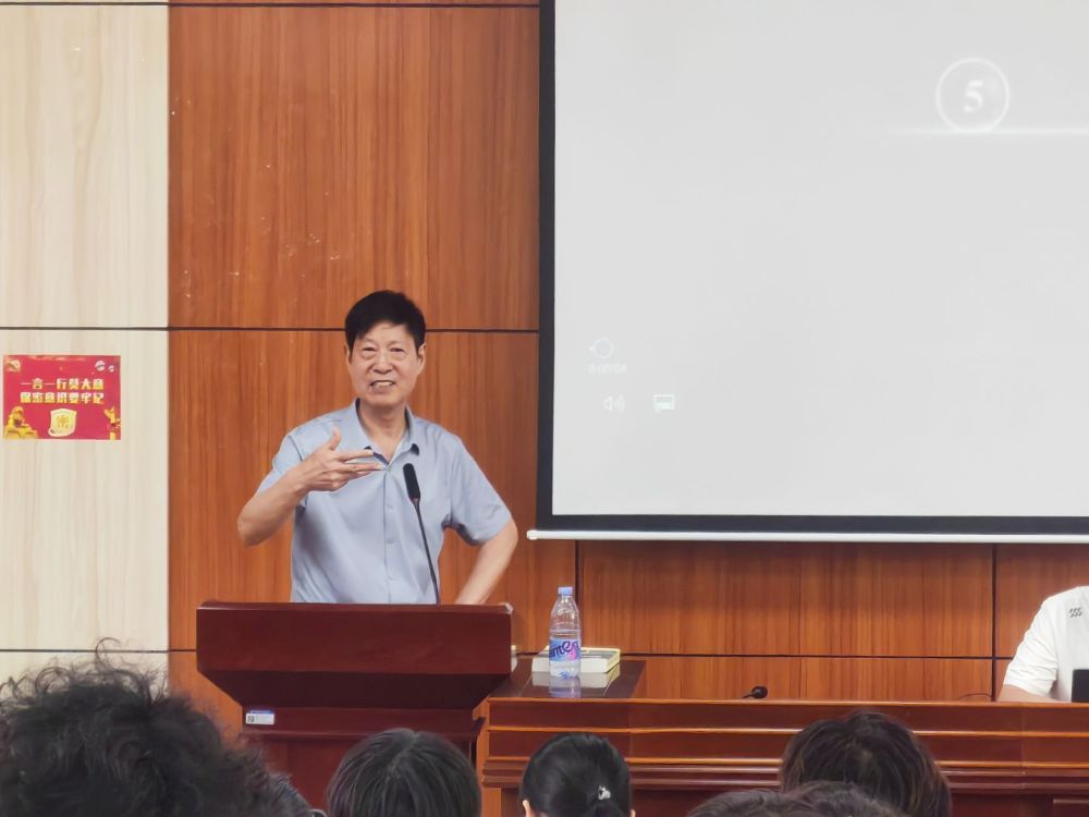 铁脉传承：听姚尚明讲述铁道兵的峥嵘岁月