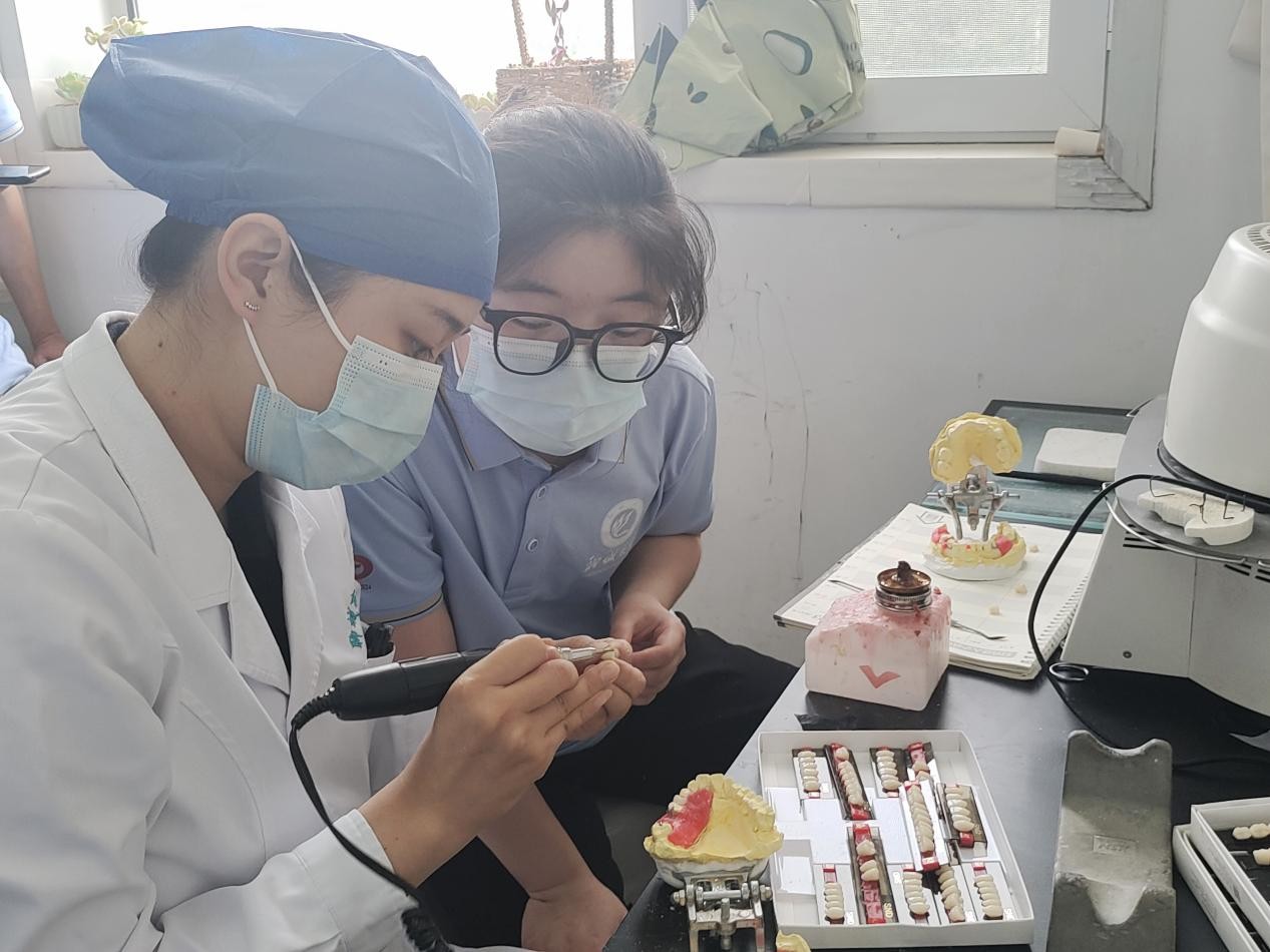 医路青春行，健康体民心 ——医”路有你青春行健康医疗服务队社会实践暖意