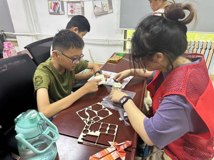 执模型之手，启科学之窗