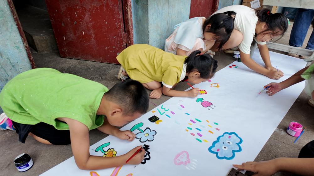 中国石油大学望曦队暑期乡村支教结营日：以“离别”为韵，为支教时光画下温暖句点