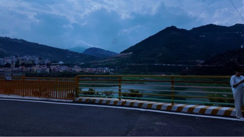     为吒溪河“问诊把脉”—秭归县启动流域综合治理专项调研