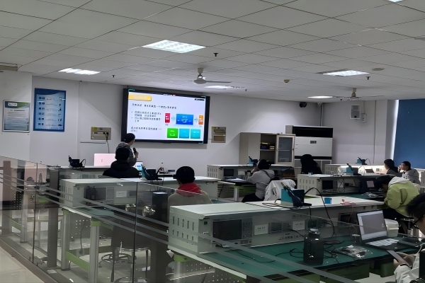 山东大学学生电子设计协会嵌入式开发基础培训成功开展