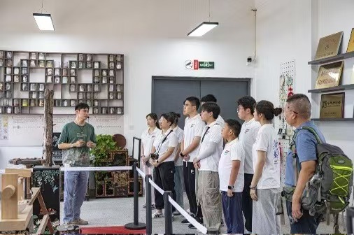 电子信息工程学院：漆彩流芳承千年，青春匠心续新篇