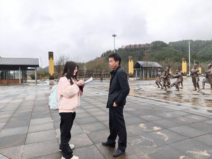 广西师范大学学子赴三江 解锁侗画传承新密码