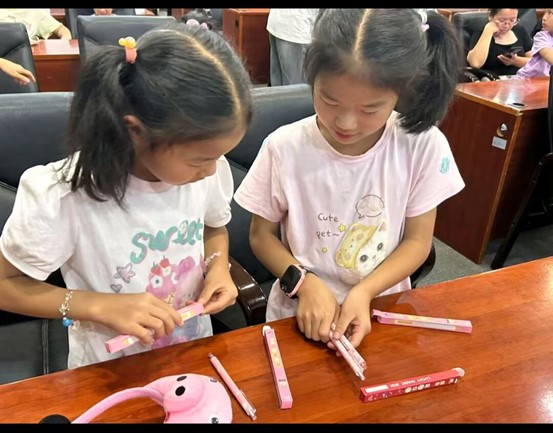 语教德融传价值——南京师范大学泰州学院“红心研墨”暑期社会实践纪实（21）