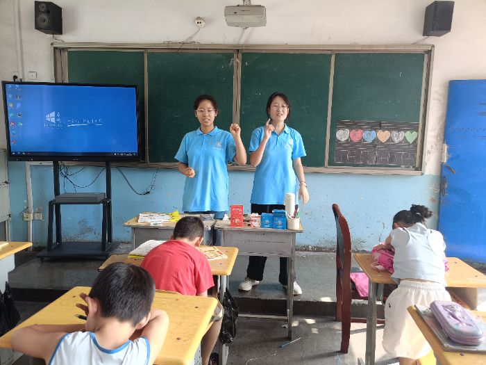 山西师范大学三下乡|语翼翩跹助飞翔 童心逐梦向远方