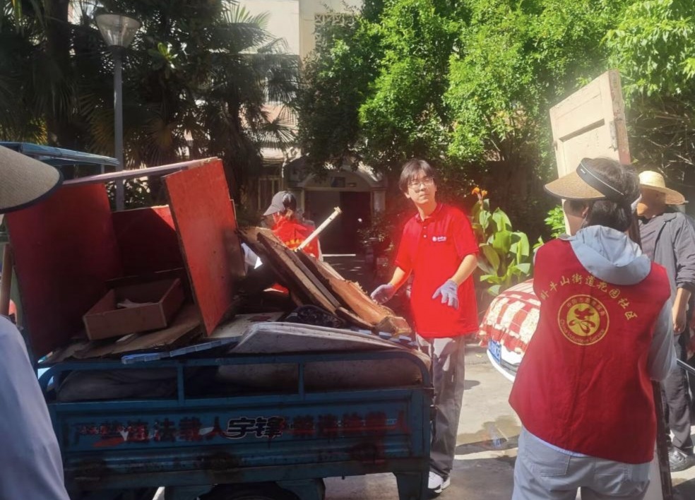 巢湖学院赴巢湖乡镇花园社区“献血赋能·健康调研——卫生实践搭台、献血知识传情