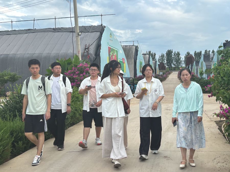 山大薛无止境调研团探访于家山前村 ——火山农业与合作社实践中的振兴密码