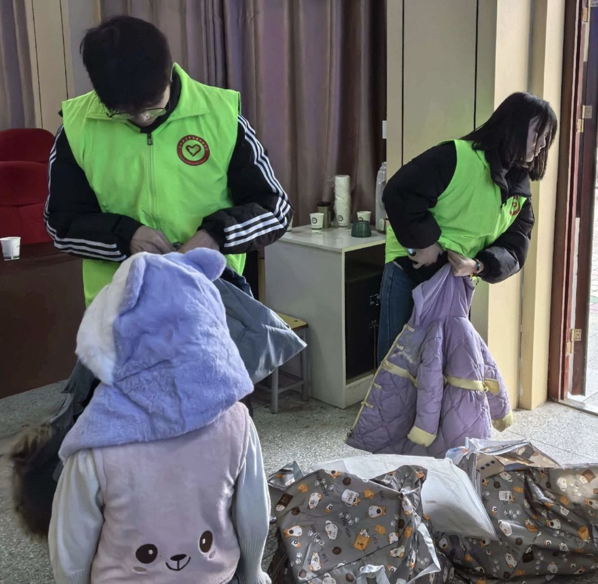 淮师学子情暖大别山 助学帮扶守护山区困境儿童成长