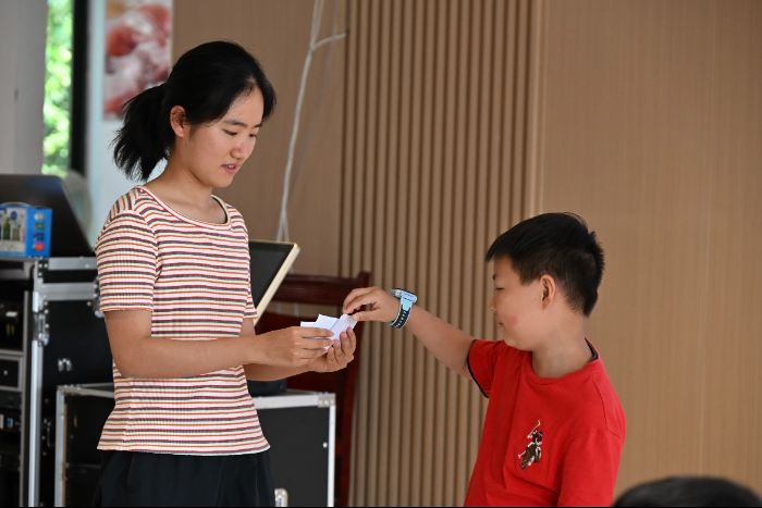 个人感悟|河海大学“追光”支教团葛欣悦