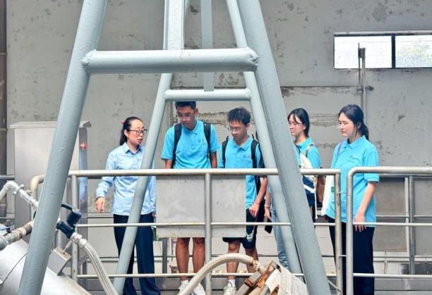 青春护水赴黔行，科普播绿谱新声 　　——河海大学六盘水爱绿护水环保科普调研小分队低碳科普与生态实践 　　