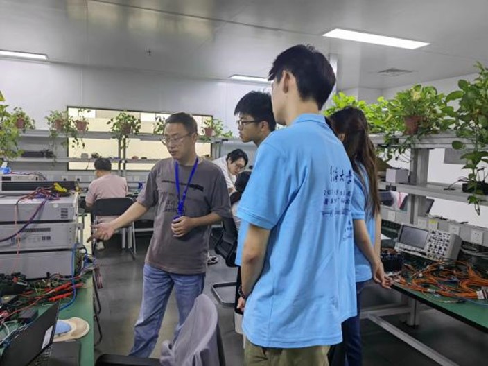 河海大学“助创新，启智行”社会实践团赴星久科能源（苏州）有限公司开展调研实践活