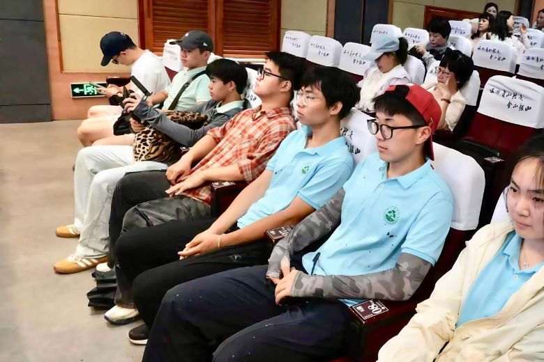 循足迹·悟初心·启新程 |浙江农林大学 “青羽衔新”实践团赴余村解码“