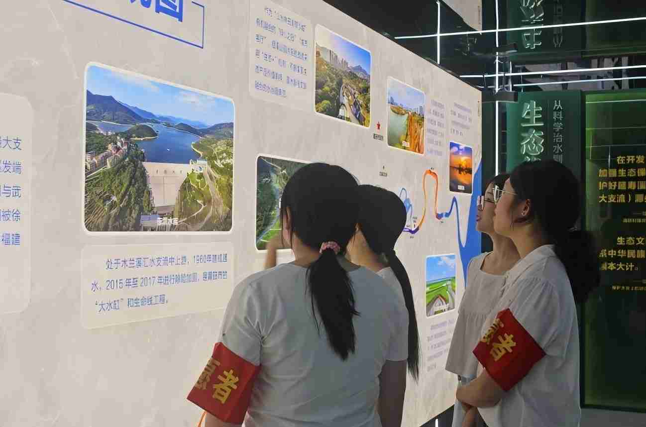 古陂智慧今朝颂，后黄村中绿梦共