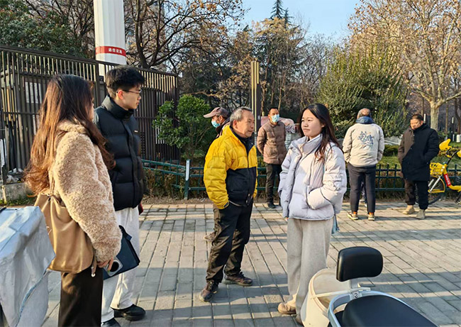 长安大学实践团队调研：关注代际数字鸿沟下的骑手生存纪实