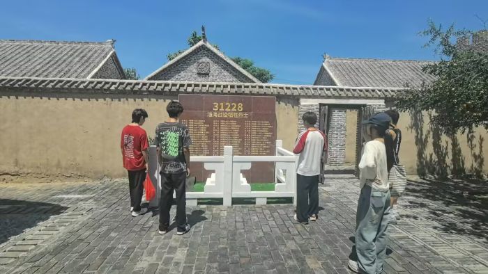 “追寻红色足迹，传承信仰之光——淮师计科学子探访淮海战役红色旅游景区