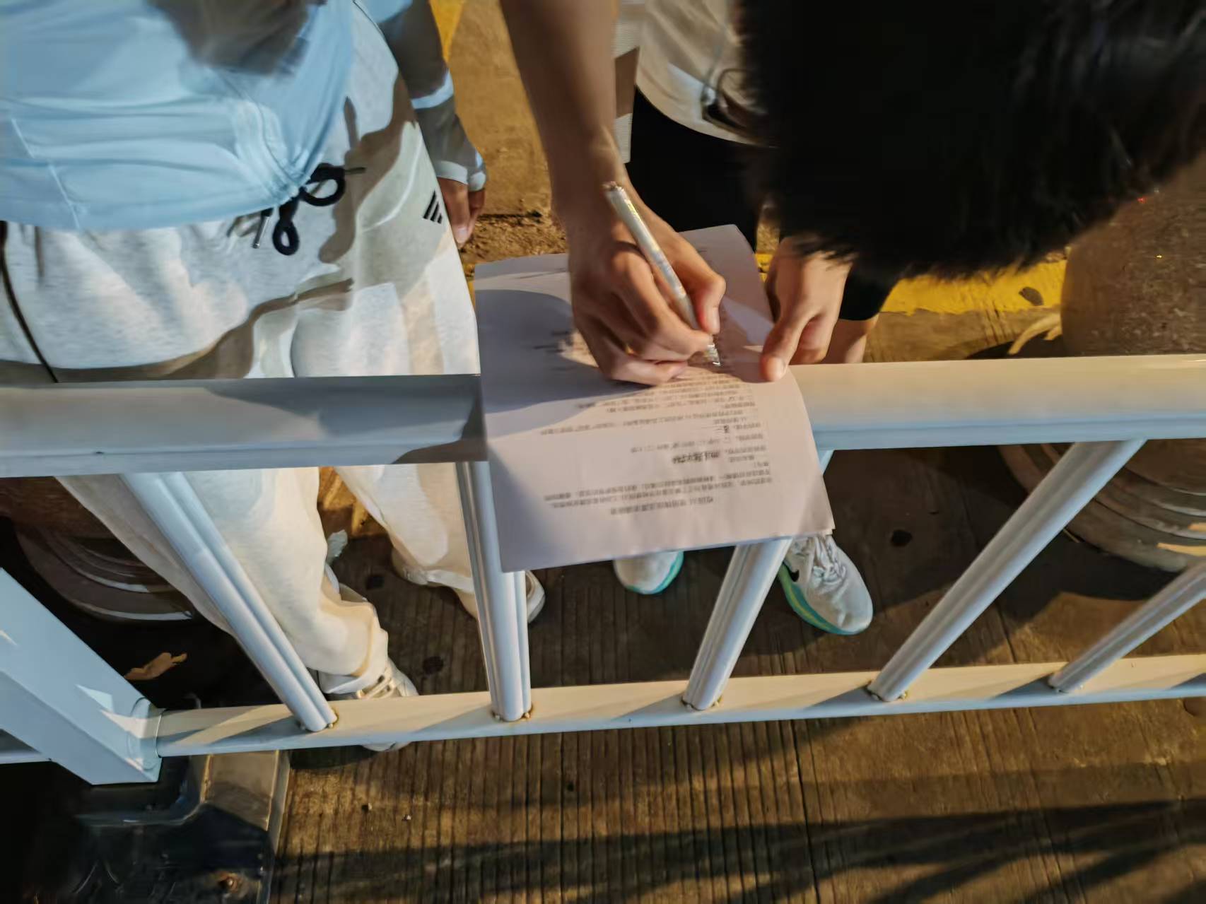 濉溪县城关中心学校初中生调研：AI赋能初中教育，从“”辅助工具”到“”成