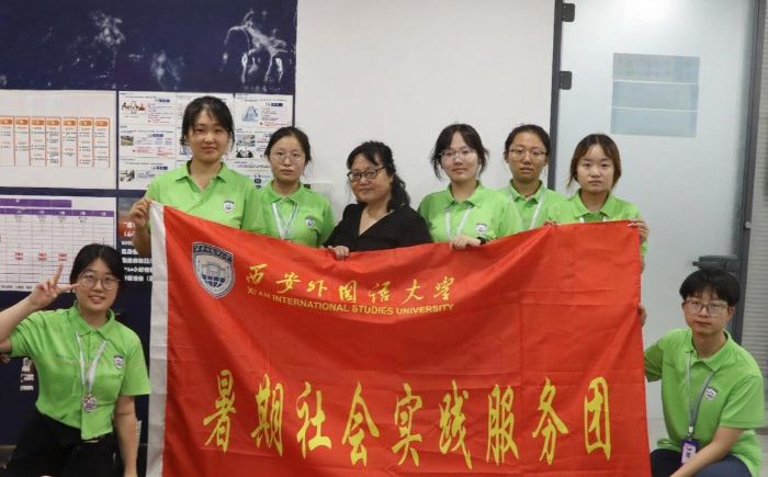 泥土里开出文学的花：姜兰芳老师创作谈
