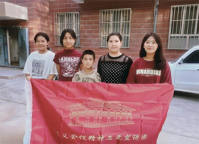 齐风颂红丨剧情演绎诉说红色故事，双语宣讲彰显特色融合