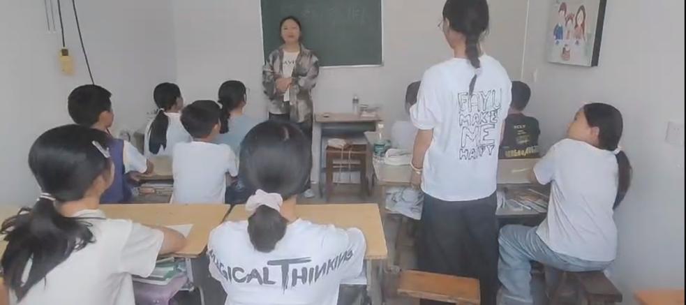 南京师范大学泰州学院“红心研墨”实践队田埂课堂：一场关于教育的觉醒之旅