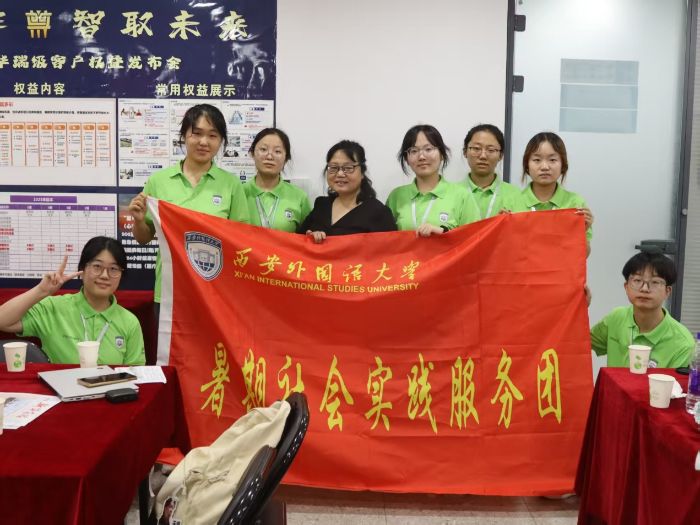 嫁衣换书，田埂作纸：农民作家姜兰芳的乡土书写