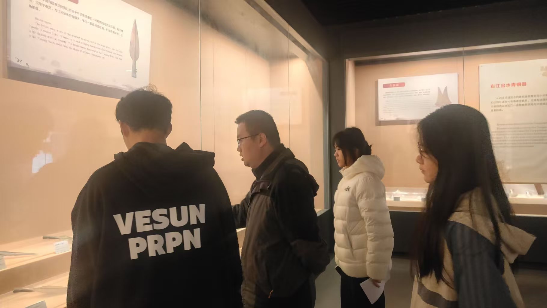 走进右江民族博物馆：探寻红色史脉 共话守正创新