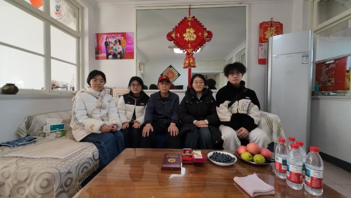 拾掇英雄记忆 让红色传承在实践中生根