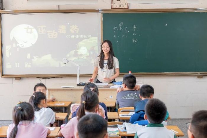 心理游戏进小学：从“毒药”到“解药”的童心探索