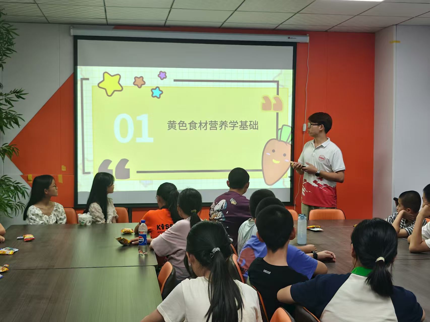 点“食”成金：塔大实践团以黄色食材解锁脾胃养护新智慧