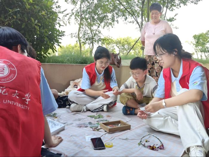 “花果飘香织锦绣，绿电赋能中国梦” 淮师学子西山花海实践活动纪实