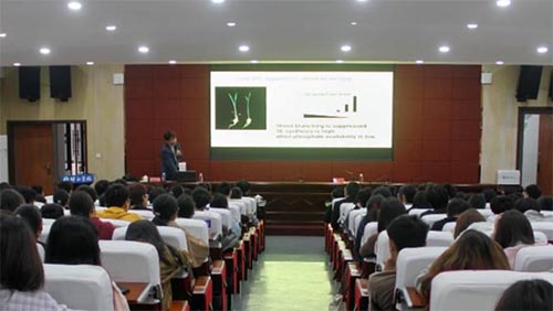 中国科学院院士谢道昕受邀到邵阳学院开展讲座